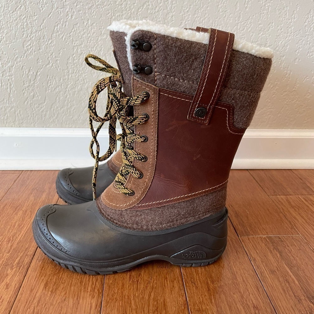 The North Face Brown & Gray Insulated Winter Rain Boots size 7